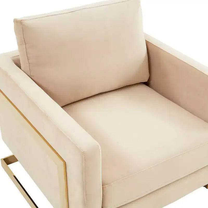 LeisureMod Lincoln poltrona a pozzetto imbottita - moderna sedia club in velluto con struttura architettonica in metallo dorato