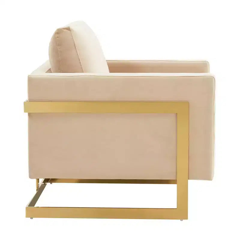 LeisureMod Lincoln poltrona a pozzetto imbottita - moderna sedia club in velluto con struttura architettonica in metallo dorato