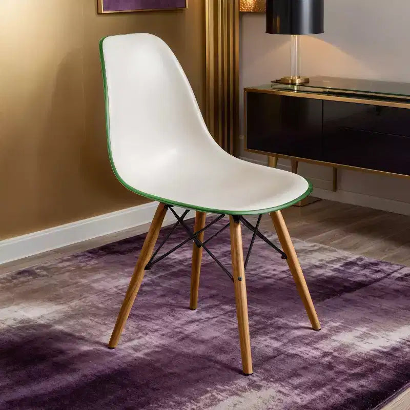 LeisureMod Cresco (Set di 4) Sedie da Pranzo in Acrilico Moderne di Metà Secolo con Gambe Eiffel in Legno - Sedie per Cucina e Sala da Pranzo