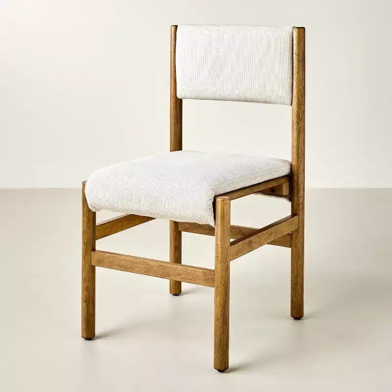 Sedia da pranzo imbottita senza braccioli con gambe Dowel - Arredamento Hearth & Hand with Magnolia