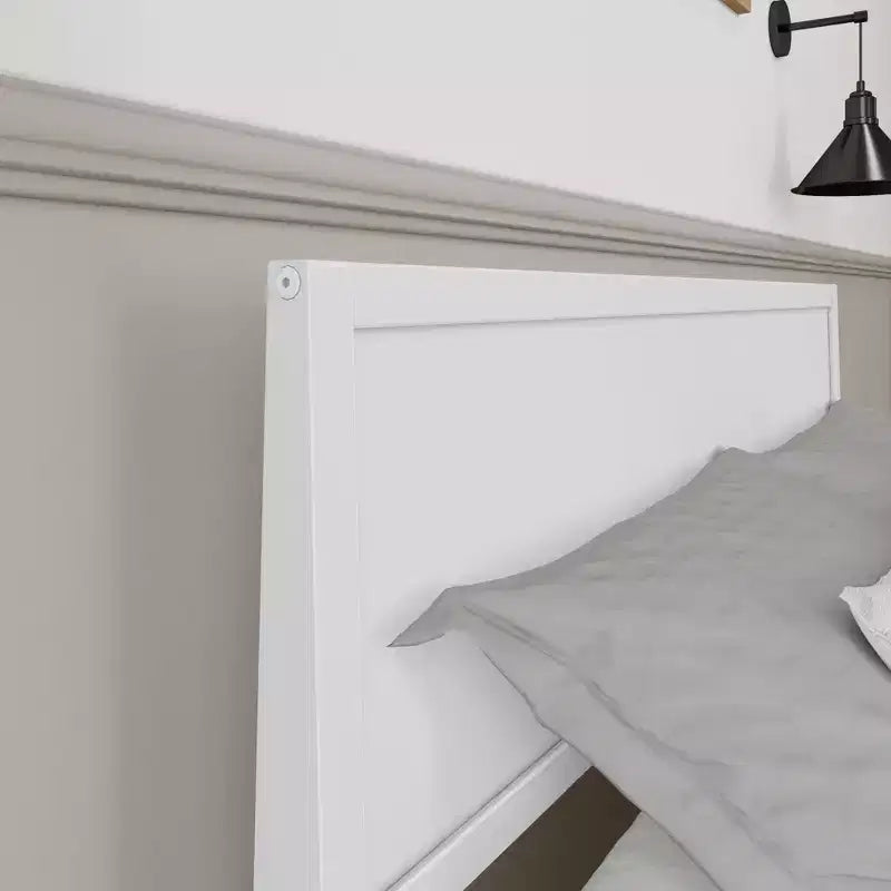 Plank+Beam Letto a piattaforma moderno per adulti in legno massello con testiera, dimensioni complete