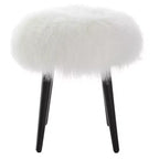 Sgabello d'accento Uttermost Wooly in pelle di pecora bianca
