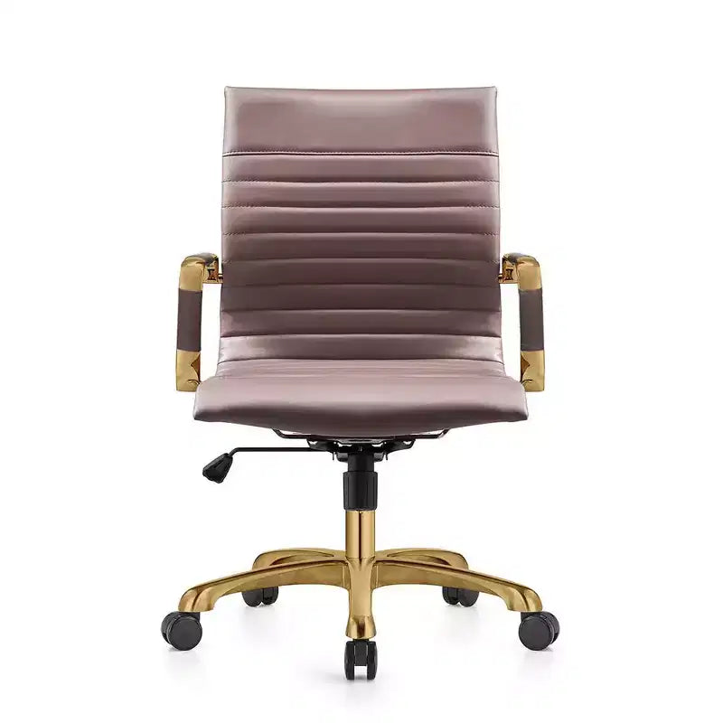 LeisureMod Harris Sedia da ufficio senza braccioli – Pelle a coste con struttura in metallo dorato – Moderna sedia da scrivania girevole e reclinabile