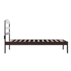 Letto a piattaforma Warren in legno massiccio con caricatore USB collegabile