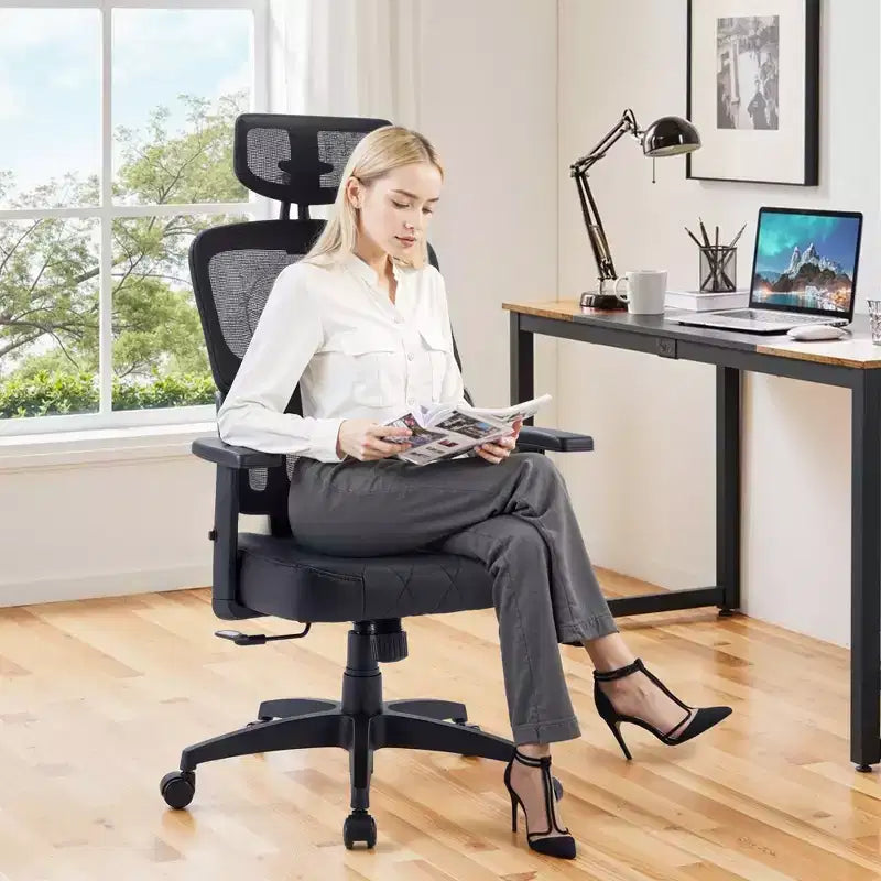 Sedia da ufficio ergonomica VECELO girevole con schienale alto in rete, poggiatesta e braccioli regolabili, supporto lombare per dirigenti/scrivania computer/lavoro, nera