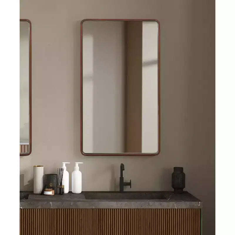 Specchio da parete rettangolare Valenti di Kate & Laurel All Things Decor