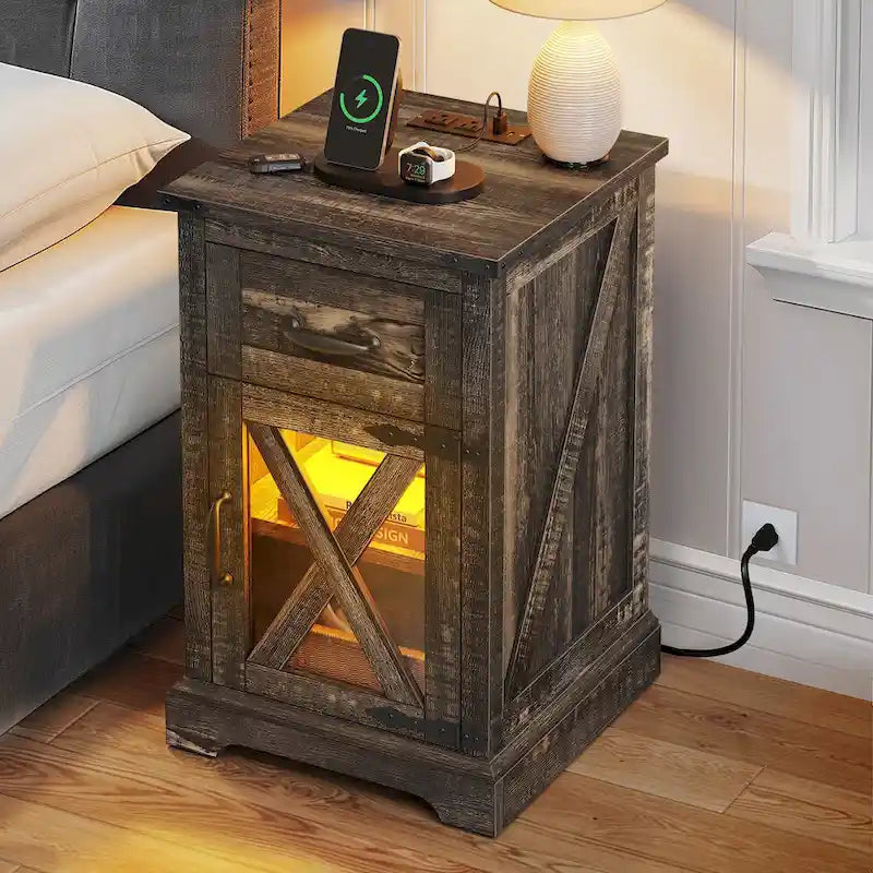 Set di 2 tavolini con cassetto e presa di corrente, tavolino laterale con luce LED e stazione di ricarica