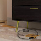 Cassettiera moderna Famapy a 5 cassetti con gambe e maniglie in metallo