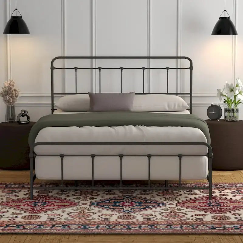 Telaio letto in metallo in stile industriale moderno