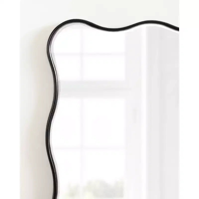 Kate & Laurel All Things Decor Specchio Rettangolare Ondulato Viona 24x36