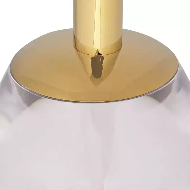 55 Downing Street Tavolino da appoggio Hanna 24 3/4 Luxe Gold con piano in acrilico e base in vetro