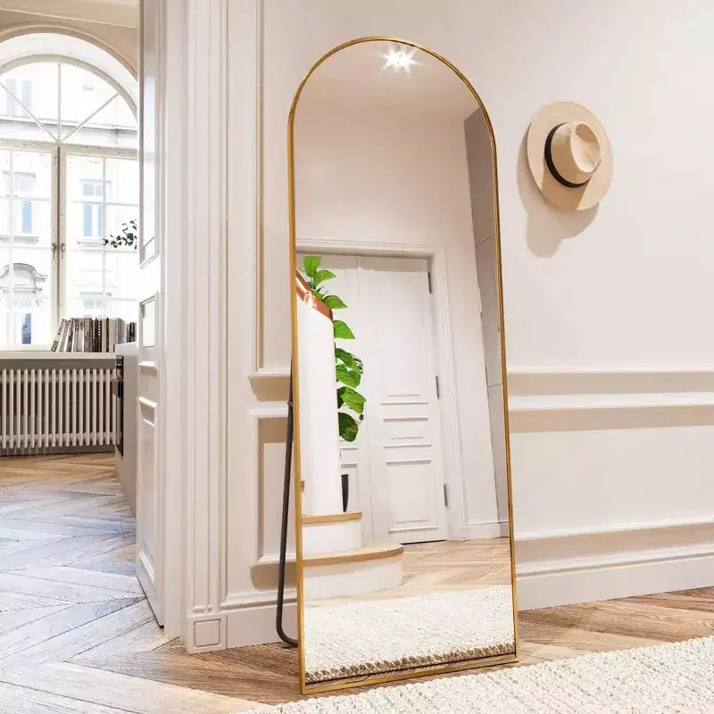 Specchio a figura intera ad arco 21 x 64, Nero/Oro-HOMLUX: Design autoportante, Telaio in metallo
