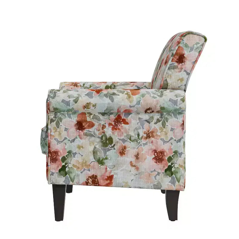 Poltrona con braccioli arrotolati tradizionali Handy Living Janet con borchie in peltro e motivo floreale