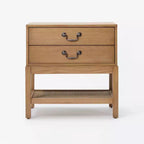 Comodino tradizionale Elmira con cassetti contenitori, marrone - Threshold ideato con Studio McGee